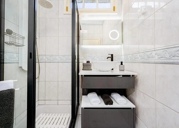 Willa Du.val - Madeira Valley