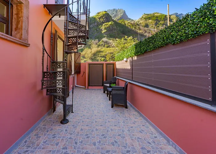 Du.val - Madeira Valley *